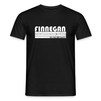 FINNEGAN Geschenkname Personalisiert - Männer T-Shirt - Schwarz - Vorne - AI Model Male 178 light (178cm)