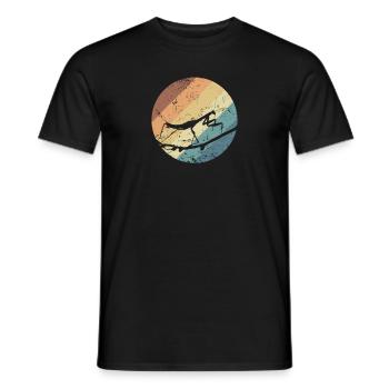 Gottesanbeterin im Farbverlauf - Männer T-Shirt - Schwarz - Vorne - AI Model Male 178 light (178cm)