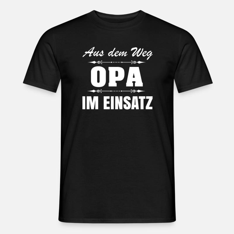 Opa im Einsatz - Männer T-Shirt - Schwarz