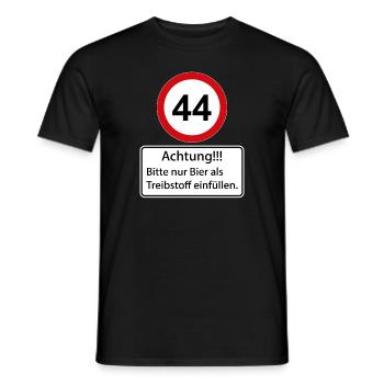 44 Achtung nur Bier als Treibstoff einfüllen - Männer T-Shirt - Schwarz - Vorne - AI Model Male 178 light (178cm)