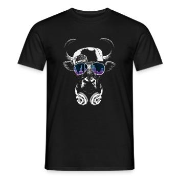 Vache avec des écouteurs et des lunettes de soleil cool - T-shirt homme - noir - Devant - AI Model Male 178 light (178cm)