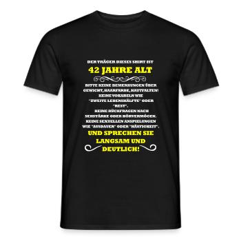 42 Jahre - Männer T-Shirt - Schwarz - Vorne - AI Model Male 178 light (178cm)