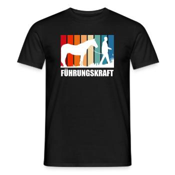 Pferde Fürhungskraft Reitsport - Männer T-Shirt - Schwarz - Vorne - AI Model Male 178 light (178cm)