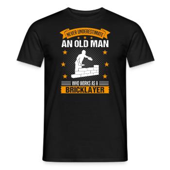Maurer Old Man Saying Men's Gift - Men's T-Shirt - black - Front - AI Model Male 178 light (178cm)