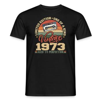 Jahrgang 1973 Retro Geburtstagsgeschenk 1973 - Männer T-Shirt - Schwarz - Vorne - AI Model Male 178 light (178cm)