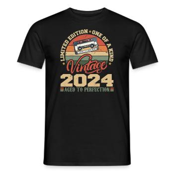 Vintage 2024 Cadeau D'anniversaire Retro 2024 - T-shirt homme - noir - Devant - AI Model Male 178 light (178cm)