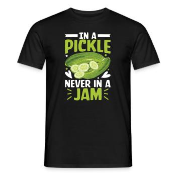 In a pickle never in a Jam- Gurken Tshirt - Männer T-Shirt - Schwarz - Vorne - AI Model Male 178 light (178cm)