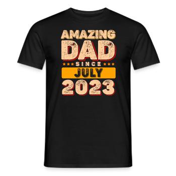 Toller Papa seit Juli 2023 - Männer T-Shirt - Schwarz - Vorne - AI Model Male 178 light (178cm)