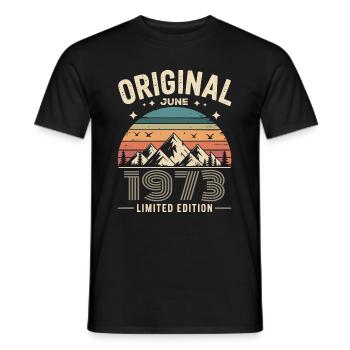 Juni 1973 – Legende der Gipfel und Berge - Männer T-Shirt - Schwarz - Vorne - AI Model Male 178 light (178cm)