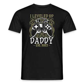 Gaming Father-to-Be Dad 2022 Leveld up - Men's T-Shirt - black - Front - AI Model Male 178 light (178cm)