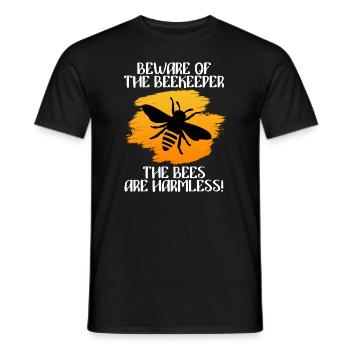 Beware of the beekeeper Bees are harmless Beekeepers - Men's T-Shirt - black - Front - AI Model Male 178 light (178cm)