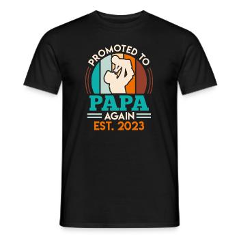 Zweites Kind 2023 Zweifacher Papa 2 Kinder Vater - Männer T-Shirt - Schwarz - Vorne - AI Model Male 178 light (178cm)