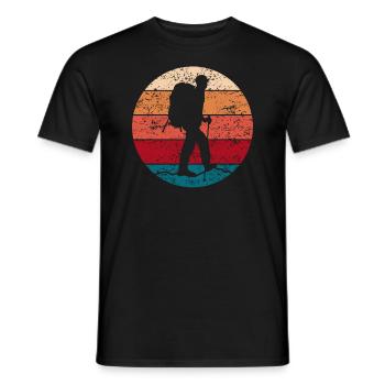 Wandern Outdoor Berge Wald Wanderer Vintage - Männer T-Shirt - Schwarz - Vorne - AI Model Male 178 light (178cm)