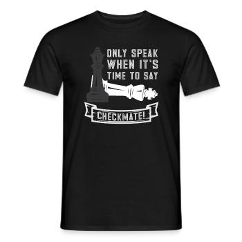 Lusitger Schachspieler Spruch I Schach - Männer T-Shirt - Schwarz - Vorne - AI Model Male 178 light (178cm)