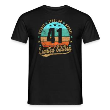 Mise à jour Level Up 41 Ans Édition Limitée Rétro - T-shirt homme - noir - Devant - AI Model Male 178 light (178cm)