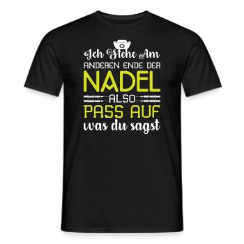 Lustiger Krankenschwester Spruch Sei Nett Zu Mir - Männer T-Shirt - Schwarz - Vorne - AI Model Male 178 light (178cm)