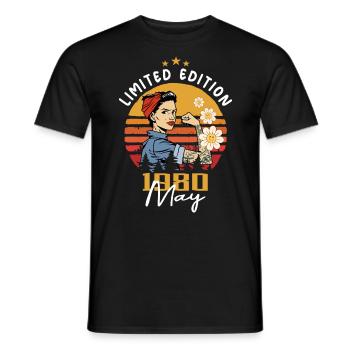 Legendär seit Mai 1980 - Mai 1980 Geburtstag 1980 - Männer T-Shirt - Schwarz - Vorne - AI Model Male 178 light (178cm)
