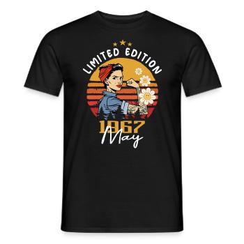 Legendär seit Mai 1967 - Mai 1967 Geburtstag 1967 - Männer T-Shirt - Schwarz - Vorne - AI Model Male 178 light (178cm)
