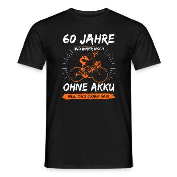 60 Jahre Radfahrer: Perfektes Geburtstags-Shirt - Männer T-Shirt - Schwarz - Vorne - AI Model Male 178 light (178cm)