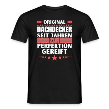 Zur Perfektion gereifter Dachdecker - Männer T-Shirt - Schwarz - Vorne - AI Model Male 178 light (178cm)