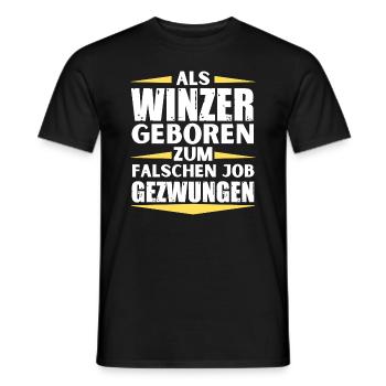 Winzer im falschen Job gelandet - Männer T-Shirt - Schwarz - Vorne - AI Model Male 178 light (178cm)