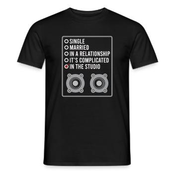 DJ Music Producer Audio Engineer Studio Mixing - Männer T-Shirt - Schwarz - Vorne - AI Model Male 178 light (178cm)