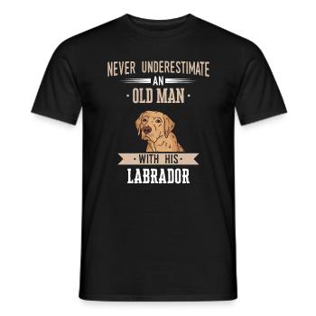 Labrador Hund - Männer T-Shirt - Schwarz - Vorne - AI Model Male 178 light (178cm)