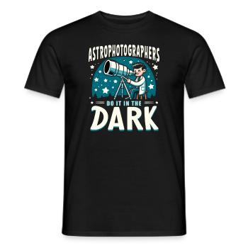 Astrophotography Astronomy Space Camera - Men's T-Shirt - black - Front - AI Model Male 178 light (178cm)