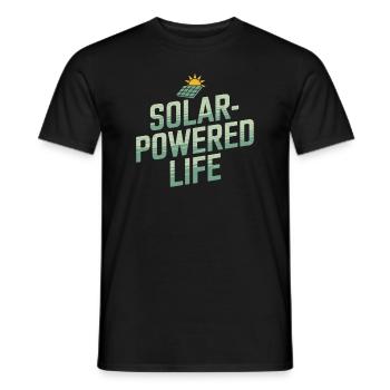 Solar Power Renewable Energy Sustainable Living - Männer T-Shirt - Schwarz - Vorne - AI Model Male 178 light (178cm)