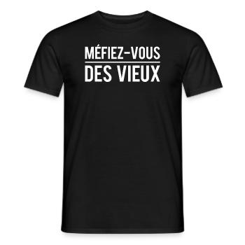 Méfiez-vous des vieux blague retraité humour - T-shirt homme - noir - Devant - AI Model Male 178 light (178cm)
