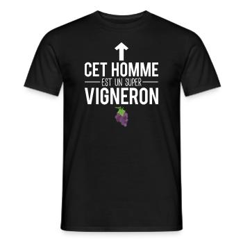 Cet homme est un super vigneron vigne raisin - T-shirt homme - noir - Devant - AI Model Male 178 light (178cm)