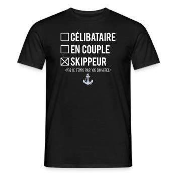 Célibataire en couple skipper humour bateau - T-shirt homme - noir - Devant - AI Model Male 178 light (178cm)