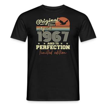 Cadeau Avril 1967 | 58ème Anniversaire Avril 1967 - T-shirt homme - noir - Devant - AI Model Male 178 light (178cm)