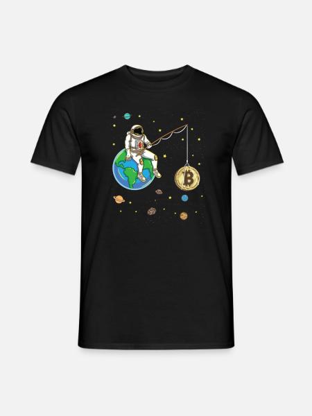 Astronaut Fishes Bitcoin Moon Cryptocurrency - Men's T-Shirt - black