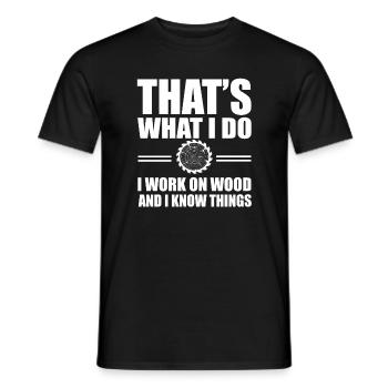 Tischler Spruch - Männer T-Shirt - Schwarz - Vorne - AI Model Male 178 light (178cm)
