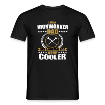 Lustiges Hüttenarbeiter Papa Design - Männer T-Shirt - Schwarz - Vorne - AI Model Male 178 light (178cm)