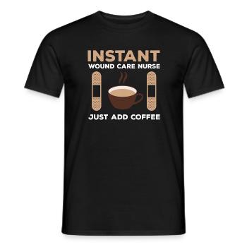 Grand café d’infirmière en soins des plaies - T-shirt homme - noir - Devant - AI Model Male 178 light (178cm)