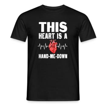 Drôle de cadeau après une transplantation cardiaque - T-shirt homme - noir - Devant - AI Model Male 178 light (178cm)