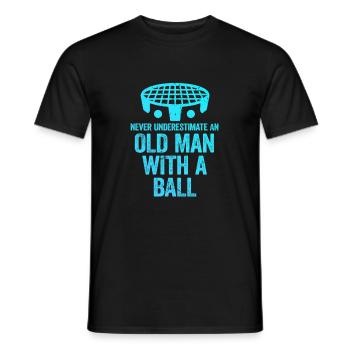 Alter Roundnet-Spieler - Männer T-Shirt - Schwarz - Vorne - AI Model Male 178 light (178cm)