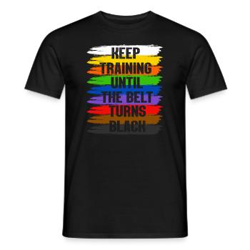 Trainiere weiter, bis der Gürtel schwarz wird - Männer T-Shirt - Schwarz - Vorne - AI Model Male 178 light (178cm)
