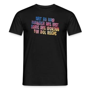 Wandern Sie auf der Suche nach kühlen Felsen - Männer T-Shirt - Schwarz - Vorne - AI Model Male 178 light (178cm)