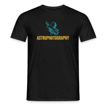 Astronomy Astrophotographer Stargazing - Men's T-Shirt - black - Front - AI Model Male 178 light (178cm)