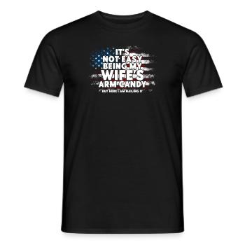 CE N’EST PAS FACILE D’ÊTRE LE BONBON DU BRAS DE MA FEMME - T-shirt homme - noir - Devant - AI Model Male 178 light (178cm)