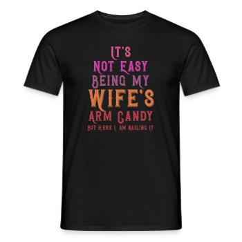 Ce n’est pas facile d’être le bonbon du bras de ma femme - T-shirt homme - noir - Devant - AI Model Male 178 light (178cm)