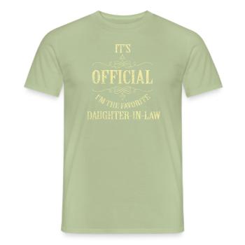 Ich bin die Lieblingsschwiegertochter - Männer T-Shirt - Sage - Vorne - AI Model Male 178 light (178cm)