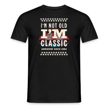 Pas vieux - classique depuis 1994 - 1994 Cadeau d’anniversaire - T-shirt homme - noir - Devant - AI Model Male 178 light (178cm)