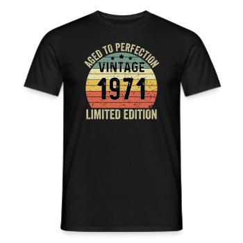 Aged To Perfection Vintage 1971 Limited Edition - Männer T-Shirt - Schwarz - Vorne - AI Model Male 178 light (178cm)