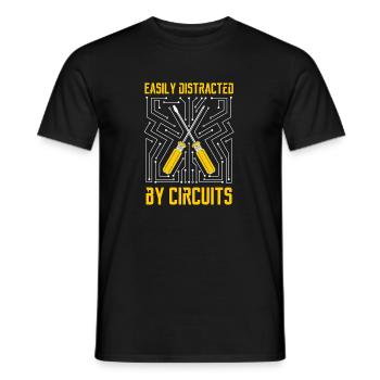 Distrait par les circuits Électricien Ingénieur en - T-shirt homme - noir - Devant - AI Model Male 178 light (178cm)