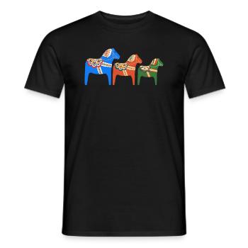3 Dala-Pferde hintereinander in Orange, Blau und Grün - Männer T-Shirt - Schwarz - Vorne - AI Model Male 178 light (178cm)