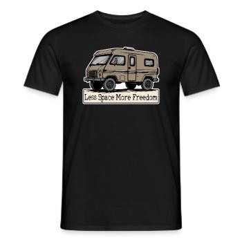 Weniger Platz, mehr Freiheit - Männer T-Shirt - Schwarz - Vorne - AI Model Male 178 light (178cm)